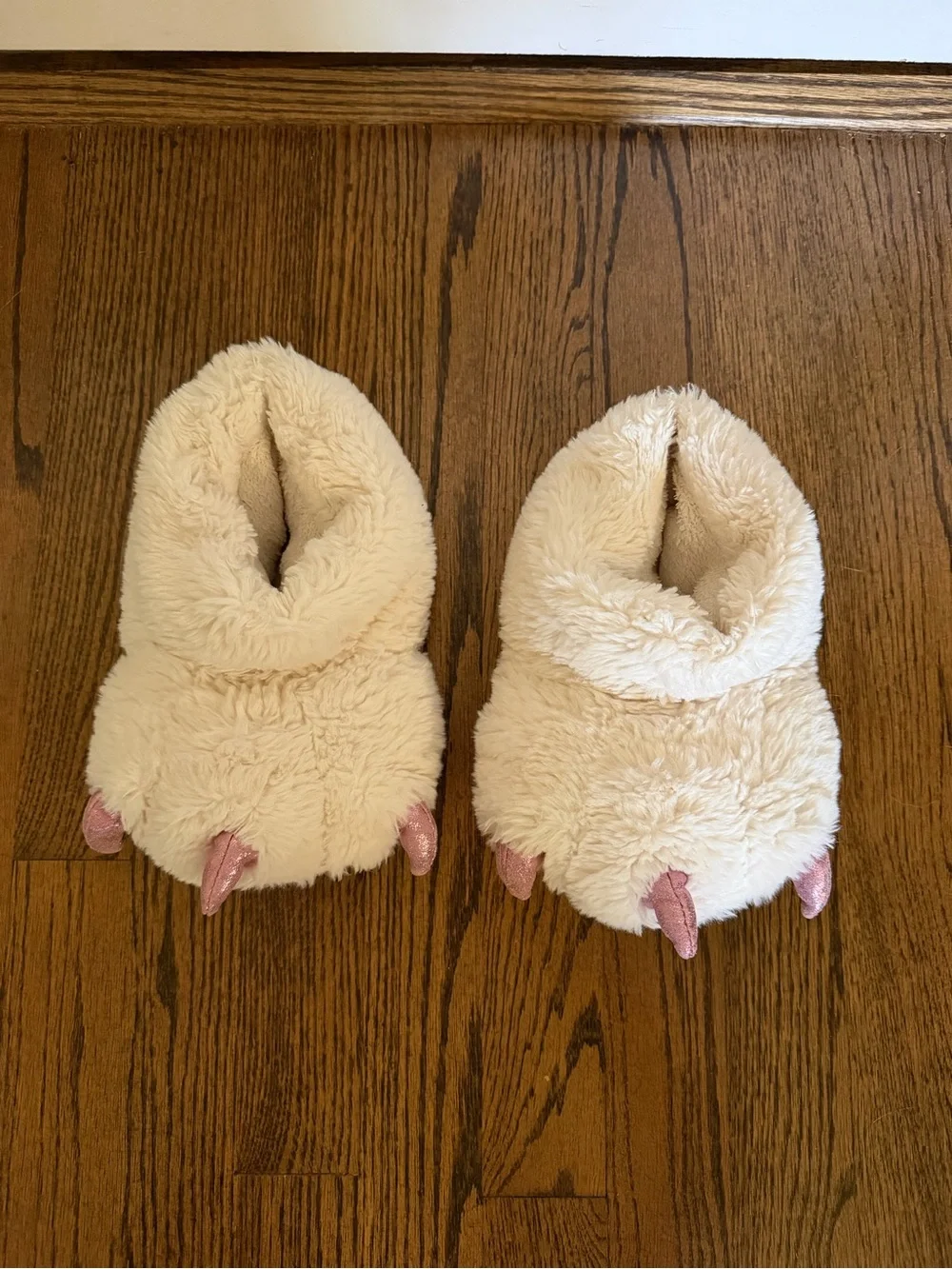 Girls White with Pink Claws Slippers - Sz 13